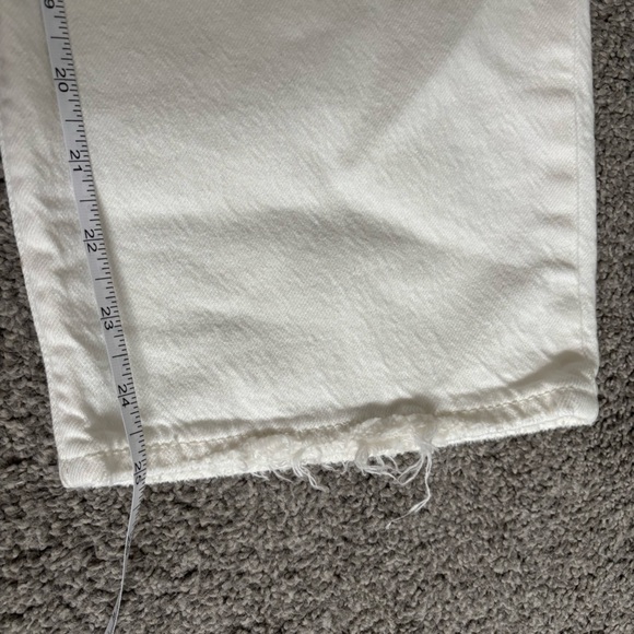 Levi’s Ribcage Ankle Jean - Picture 7 of 11